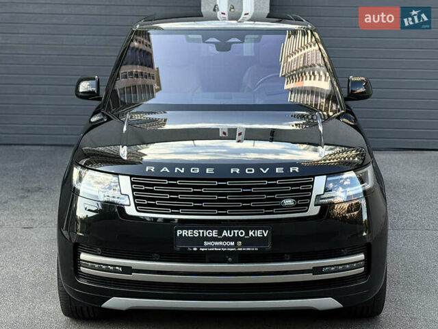 Ленд Ровер Рендж Ровер 2022 в Киеве на Automoto.ua Черный Ленд Ровер Рендж Ровер, объемом двигателя 3 л и пробегом 49 тыс. км за 150000 $, фото 6 на Automoto.ua