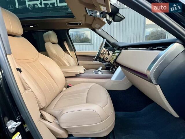 Ленд Ровер Рендж Ровер 2022 в Киеве на Automoto.ua Черный Ленд Ровер Рендж Ровер, объемом двигателя 3 л и пробегом 52 тыс. км за 153900 $, фото 67 на Automoto.ua