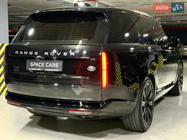 Ленд Ровер Рендж Ровер 2022 в Киеве на Automoto.ua Черный Ленд Ровер Рендж Ровер, объемом двигателя 4.4 л и пробегом 36 тыс. км за 169900 $, фото 15 на Automoto.ua