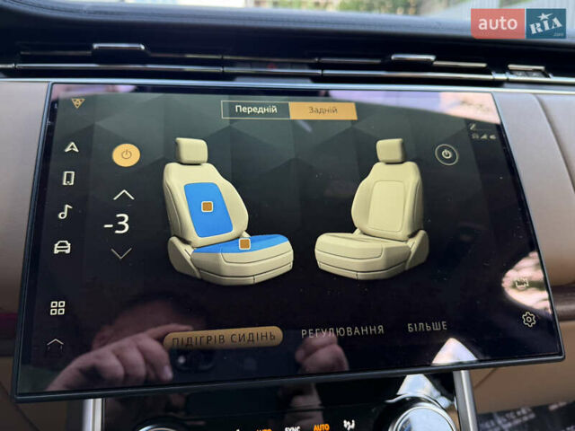 Ленд Ровер Рендж Ровер 2022 в Киеве на Automoto.ua Черный Ленд Ровер Рендж Ровер, объемом двигателя 3 л и пробегом 49 тыс. км за 150000 $, фото 84 на Automoto.ua