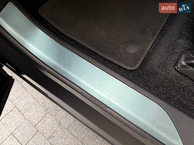 Ленд Ровер Рендж Ровер 2022 в Киеве на Automoto.ua Черный Ленд Ровер Рендж Ровер, объемом двигателя 3 л и пробегом 38 тыс. км за 149900 $, фото 26 на Automoto.ua