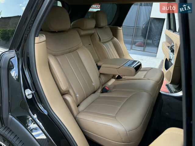 Черный Ленд Ровер Рендж Ровер, объемом двигателя 3 л и пробегом 49 тыс. км за 150000 $, фото 50 на Automoto.ua