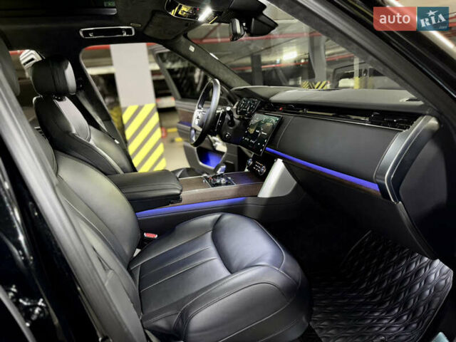 Черный Ленд Ровер Рендж Ровер, объемом двигателя 4.4 л и пробегом 37 тыс. км за 164000 $, фото 41 на Automoto.ua