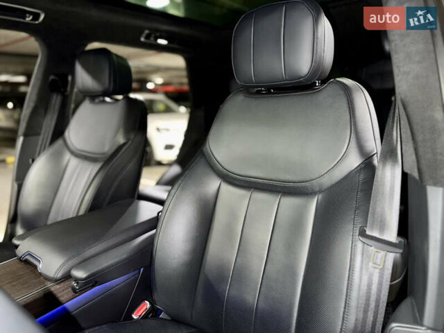 Черный Ленд Ровер Рендж Ровер, объемом двигателя 4.4 л и пробегом 37 тыс. км за 164000 $, фото 23 на Automoto.ua