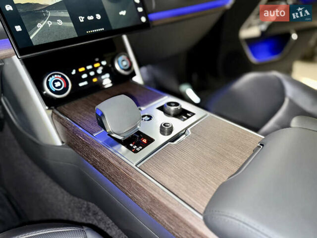 Чорний Ленд Ровер Рендж Ровер, об'ємом двигуна 4.4 л та пробігом 36 тис. км за 169000 $, фото 24 на Automoto.ua