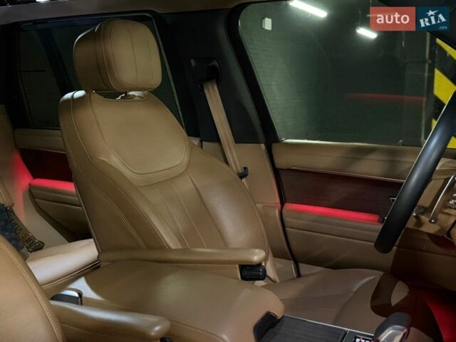 Черный Ленд Ровер Рендж Ровер, объемом двигателя 3 л и пробегом 45 тыс. км за 149500 $, фото 42 на Automoto.ua