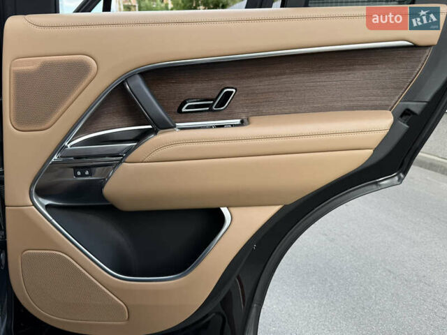 Черный Ленд Ровер Рендж Ровер, объемом двигателя 3 л и пробегом 49 тыс. км за 158000 $, фото 58 на Automoto.ua