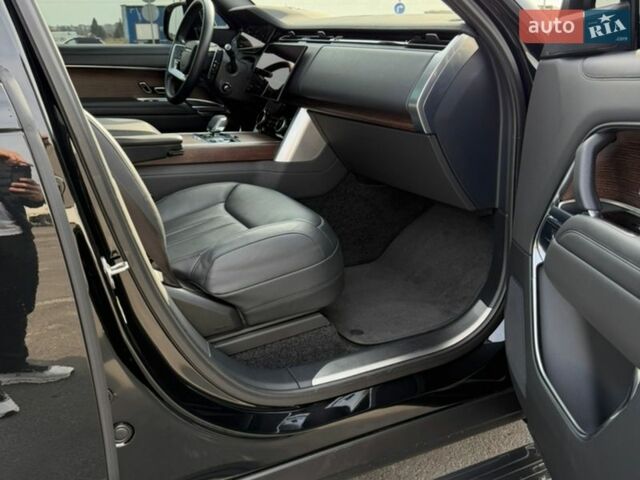 Чорний Ленд Ровер Рендж Ровер, об'ємом двигуна 3 л та пробігом 38 тис. км за 148000 $, фото 24 на Automoto.ua