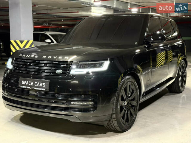 Ленд Ровер Рендж Ровер 2022 в Киеве на Automoto.ua Черный Ленд Ровер Рендж Ровер, объемом двигателя 4.4 л и пробегом 36 тыс. км за 169900 $, фото 7 на Automoto.ua