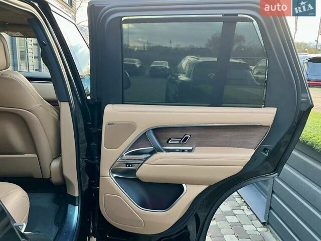 Ленд Ровер Рендж Ровер 2022 в Киеве на Automoto.ua Черный Ленд Ровер Рендж Ровер, объемом двигателя 3 л и пробегом 52 тыс. км за 153900 $, фото 51 на Automoto.ua