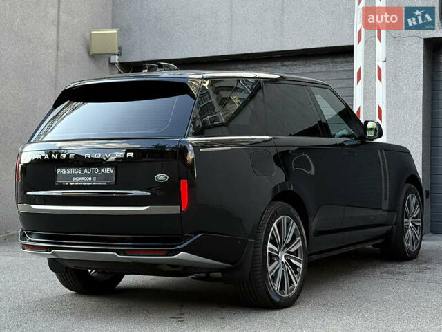 Ленд Ровер Рендж Ровер 2022 в Киеве на Automoto.ua Черный Ленд Ровер Рендж Ровер, объемом двигателя 3 л и пробегом 49 тыс. км за 150000 $, фото 22 на Automoto.ua