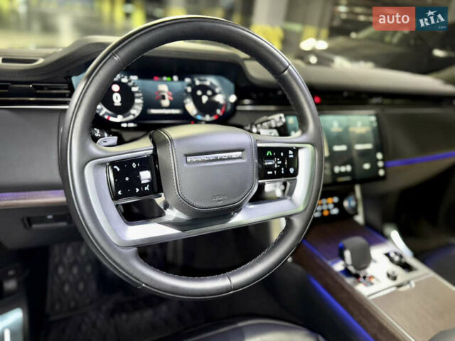 Ленд Ровер Рендж Ровер 2022 в Киеве на Automoto.ua Черный Ленд Ровер Рендж Ровер, объемом двигателя 4.4 л и пробегом 36 тыс. км за 169900 $, фото 22 на Automoto.ua