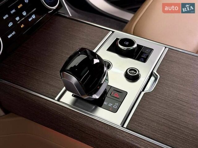 Черный Ленд Ровер Рендж Ровер, объемом двигателя 3 л и пробегом 59 тыс. км за 153500 $, фото 29 на Automoto.ua