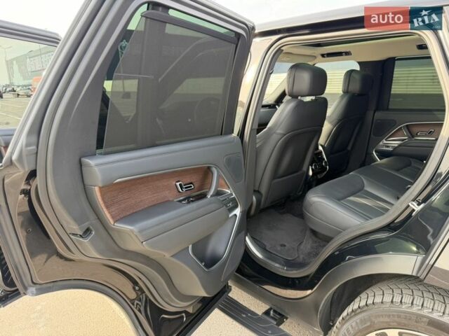 Чорний Ленд Ровер Рендж Ровер, об'ємом двигуна 3 л та пробігом 38 тис. км за 148000 $, фото 11 на Automoto.ua