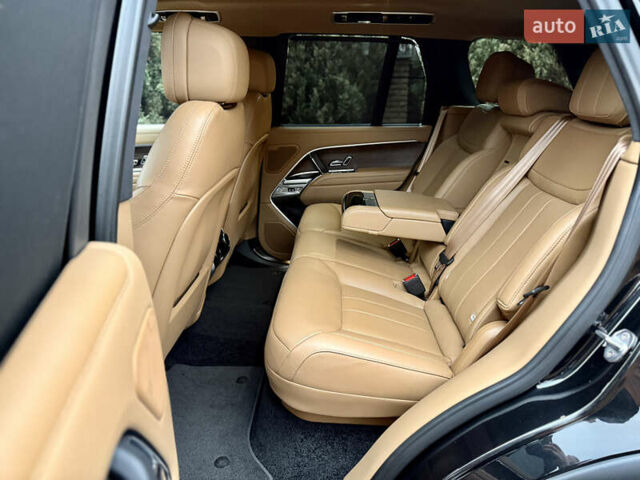 Чорний Ленд Ровер Рендж Ровер, об'ємом двигуна 3 л та пробігом 72 тис. км за 157000 $, фото 35 на Automoto.ua