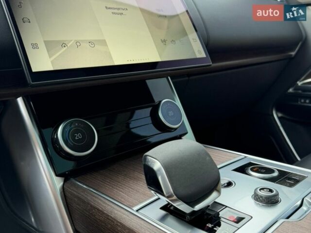 Чорний Ленд Ровер Рендж Ровер, об'ємом двигуна 3 л та пробігом 38 тис. км за 148000 $, фото 16 на Automoto.ua