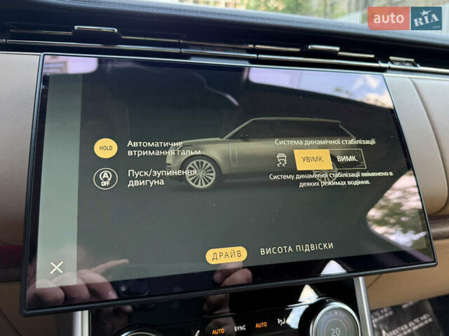 Черный Ленд Ровер Рендж Ровер, объемом двигателя 3 л и пробегом 49 тыс. км за 150000 $, фото 79 на Automoto.ua