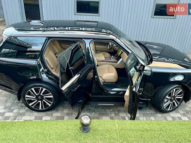 Ленд Ровер Рендж Ровер 2022 в Киеве на Automoto.ua Черный Ленд Ровер Рендж Ровер, объемом двигателя 3 л и пробегом 52 тыс. км за 153900 $, фото 106 на Automoto.ua