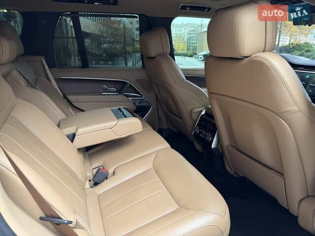 Ленд Ровер Рендж Ровер 2022 в Киеве на Automoto.ua Черный Ленд Ровер Рендж Ровер, объемом двигателя 3 л и пробегом 38 тыс. км за 149900 $, фото 14 на Automoto.ua