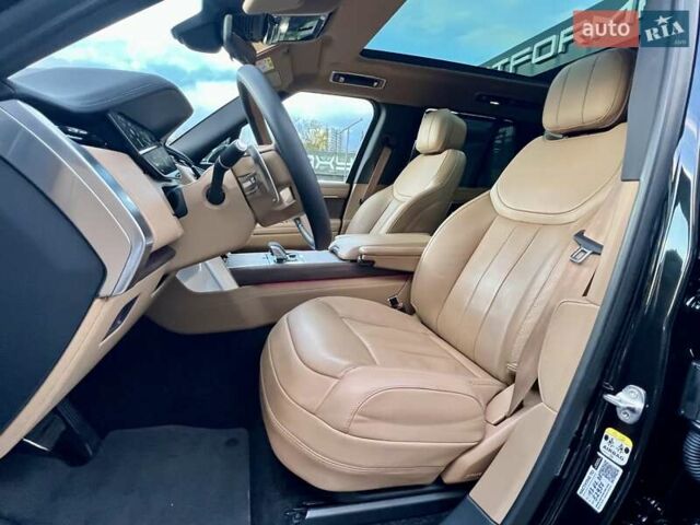 Ленд Ровер Рендж Ровер 2022 в Киеве на Automoto.ua Черный Ленд Ровер Рендж Ровер, объемом двигателя 3 л и пробегом 52 тыс. км за 153900 $, фото 26 на Automoto.ua