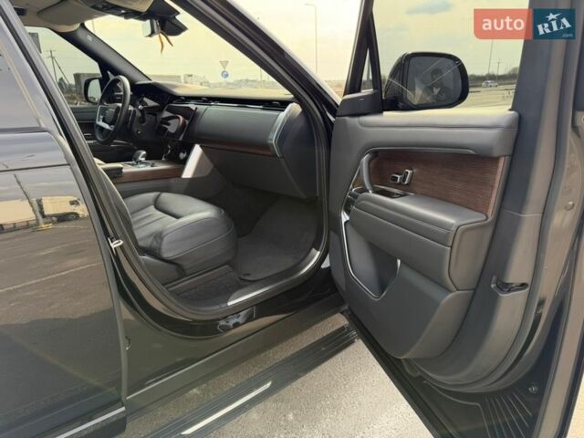Чорний Ленд Ровер Рендж Ровер, об'ємом двигуна 3 л та пробігом 38 тис. км за 148000 $, фото 22 на Automoto.ua
