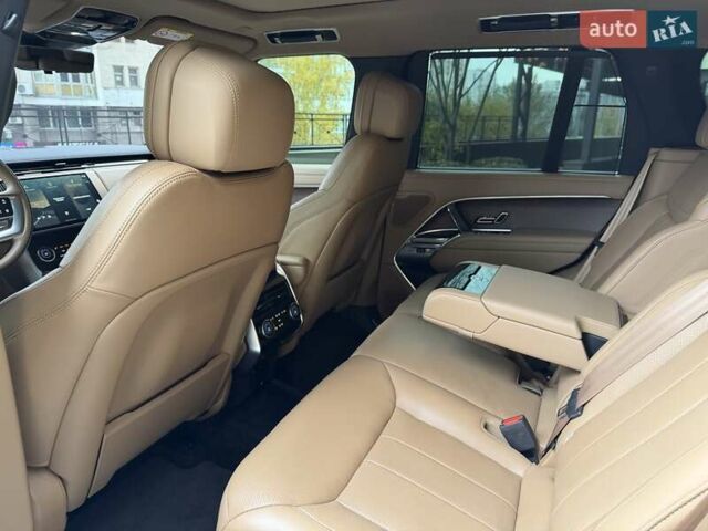 Ленд Ровер Рендж Ровер 2022 в Киеве на Automoto.ua Черный Ленд Ровер Рендж Ровер, объемом двигателя 3 л и пробегом 38 тыс. км за 149900 $, фото 16 на Automoto.ua