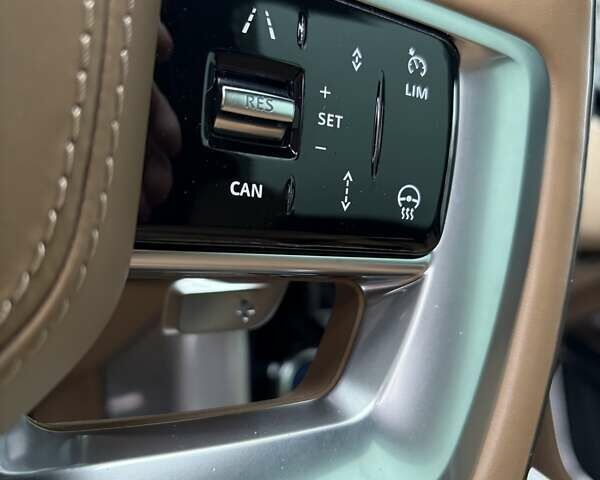 Чорний Ленд Ровер Рендж Ровер, об'ємом двигуна 3 л та пробігом 40 тис. км за 174444 $, фото 50 на Automoto.ua