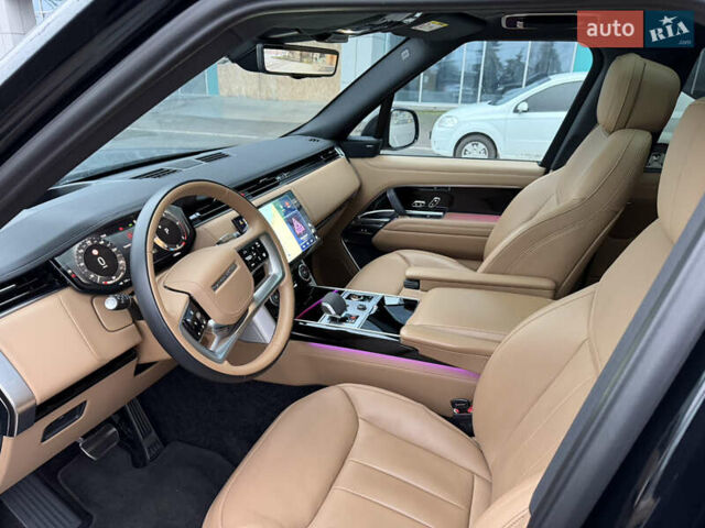 Чорний Ленд Ровер Рендж Ровер, об'ємом двигуна 3 л та пробігом 24 тис. км за 175000 $, фото 11 на Automoto.ua