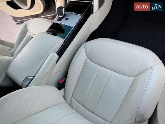 Чорний Ленд Ровер Рендж Ровер, об'ємом двигуна 3 л та пробігом 9 тис. км за 179900 $, фото 54 на Automoto.ua