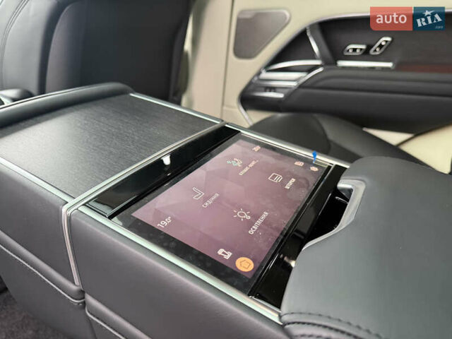 Чорний Ленд Ровер Рендж Ровер, об'ємом двигуна 4.39 л та пробігом 26 тис. км за 208000 $, фото 26 на Automoto.ua