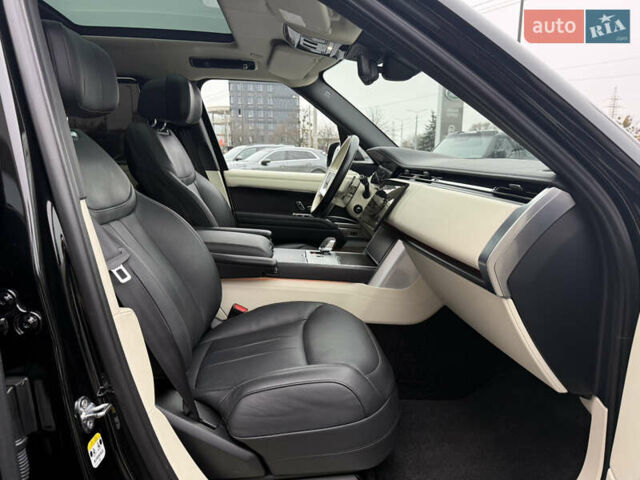Чорний Ленд Ровер Рендж Ровер, об'ємом двигуна 4.39 л та пробігом 26 тис. км за 208000 $, фото 34 на Automoto.ua