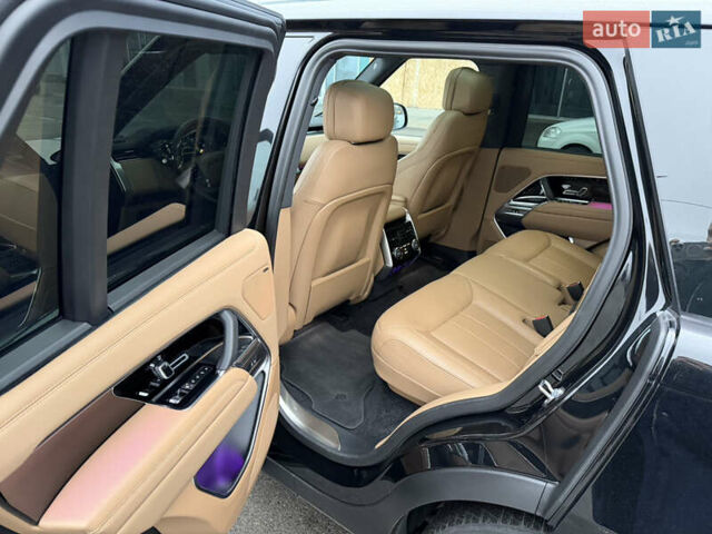 Чорний Ленд Ровер Рендж Ровер, об'ємом двигуна 3 л та пробігом 24 тис. км за 175000 $, фото 12 на Automoto.ua