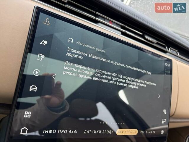 Чорний Ленд Ровер Рендж Ровер, об'ємом двигуна 4.39 л та пробігом 22 тис. км за 184444 $, фото 20 на Automoto.ua