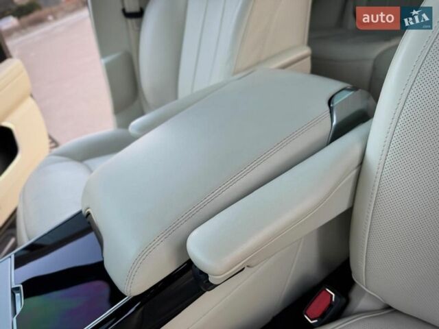 Чорний Ленд Ровер Рендж Ровер, об'ємом двигуна 3 л та пробігом 9 тис. км за 179900 $, фото 47 на Automoto.ua