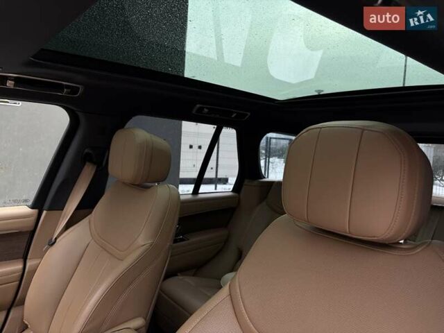 Чорний Ленд Ровер Рендж Ровер, об'ємом двигуна 4.39 л та пробігом 22 тис. км за 184444 $, фото 22 на Automoto.ua