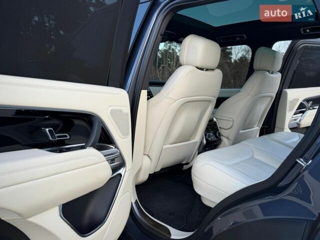 Чорний Ленд Ровер Рендж Ровер, об'ємом двигуна 3 л та пробігом 9 тис. км за 179900 $, фото 64 на Automoto.ua