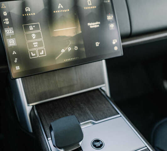 Черный Ленд Ровер Рендж Ровер, объемом двигателя 3 л и пробегом 24 тыс. км за 197000 $, фото 10 на Automoto.ua