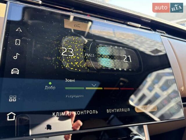 Чорний Ленд Ровер Рендж Ровер, об'ємом двигуна 3 л та пробігом 40 тис. км за 175333 $, фото 8 на Automoto.ua