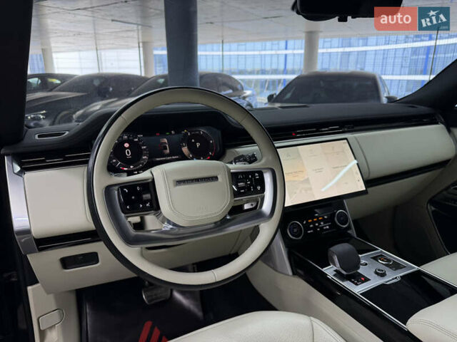 Черный Ленд Ровер Рендж Ровер, объемом двигателя 3 л и пробегом 64 тыс. км за 165000 $, фото 26 на Automoto.ua