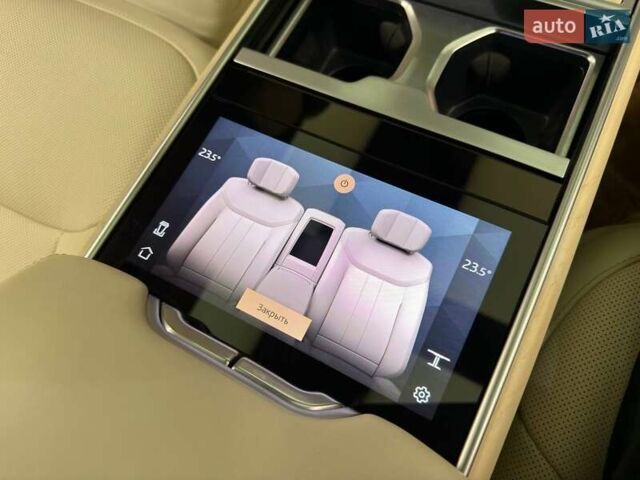 Черный Ленд Ровер Рендж Ровер, объемом двигателя 3 л и пробегом 32 тыс. км за 255000 $, фото 75 на Automoto.ua