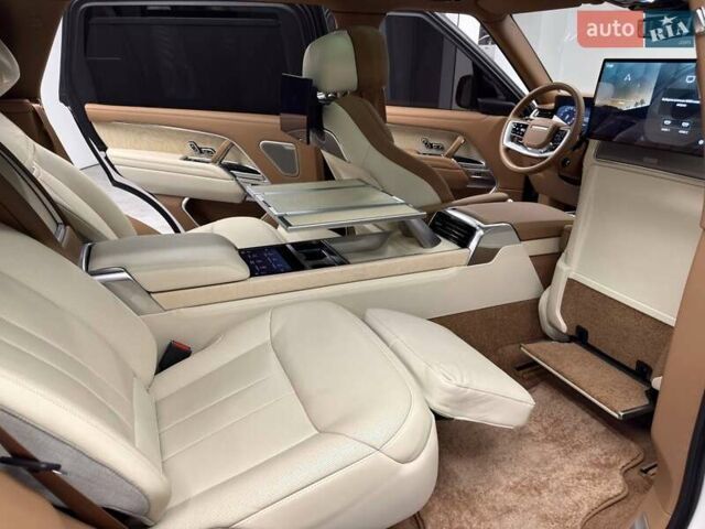 Черный Ленд Ровер Рендж Ровер, объемом двигателя 3 л и пробегом 32 тыс. км за 255000 $, фото 63 на Automoto.ua