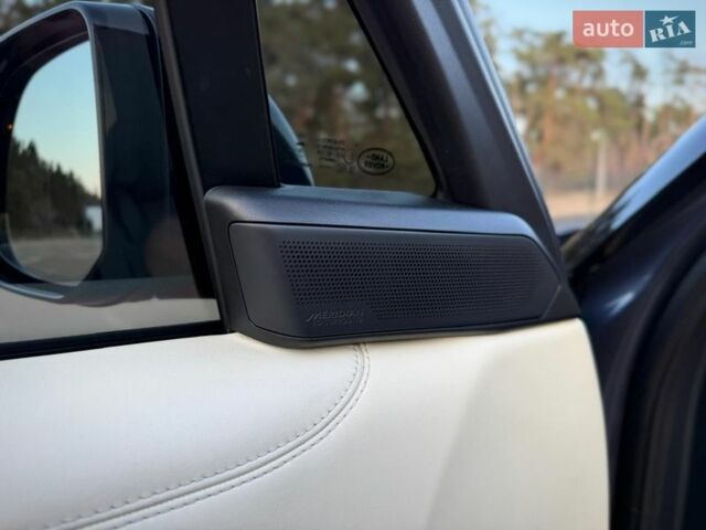 Чорний Ленд Ровер Рендж Ровер, об'ємом двигуна 3 л та пробігом 9 тис. км за 179900 $, фото 43 на Automoto.ua