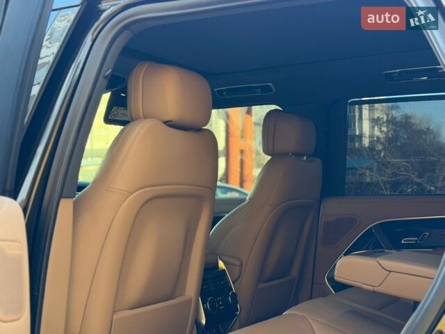 Чорний Ленд Ровер Рендж Ровер, об'ємом двигуна 3 л та пробігом 45 тис. км за 175000 $, фото 16 на Automoto.ua