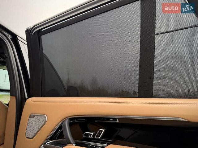 Черный Ленд Ровер Рендж Ровер, объемом двигателя 4.39 л и пробегом 67 тыс. км за 185000 $, фото 63 на Automoto.ua