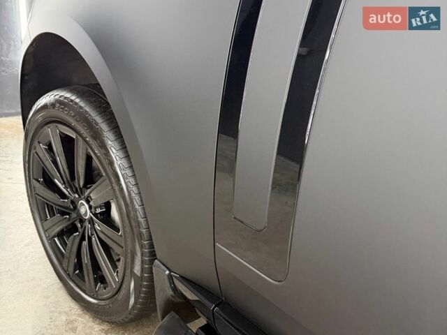 Черный Ленд Ровер Рендж Ровер, объемом двигателя 4.39 л и пробегом 46 тыс. км за 174000 $, фото 20 на Automoto.ua