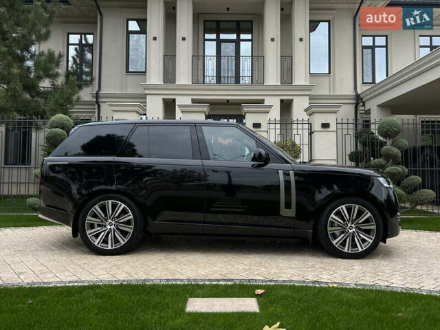 Ленд Ровер Рендж Ровер 2023 в Одессе на Automoto.ua Черный Ленд Ровер Рендж Ровер, объемом двигателя 3 л и пробегом 28 тыс. км за 175000 $, фото 17 на Automoto.ua