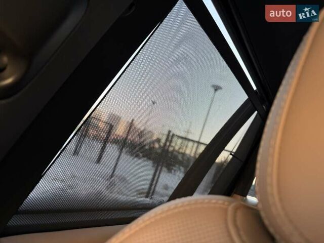 Чорний Ленд Ровер Рендж Ровер, об'ємом двигуна 3 л та пробігом 40 тис. км за 177333 $, фото 23 на Automoto.ua