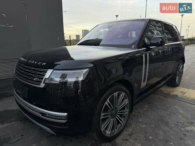 Ленд Ровер Рендж Ровер 2023 в Киеве на Automoto.ua Черный Ленд Ровер Рендж Ровер, объемом двигателя 4.39 л и пробегом 19 тыс. км за 221000 $, фото 43 на Automoto.ua