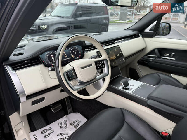 Чорний Ленд Ровер Рендж Ровер, об'ємом двигуна 4.39 л та пробігом 26 тис. км за 208000 $, фото 17 на Automoto.ua