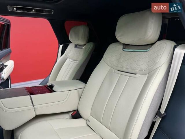 Чорний Ленд Ровер Рендж Ровер, об'ємом двигуна 4.4 л та пробігом 34 тис. км за 268000 $, фото 42 на Automoto.ua